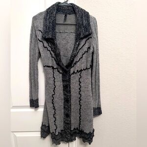 Lapis - Black and gray long sleeve button up sweater - XL